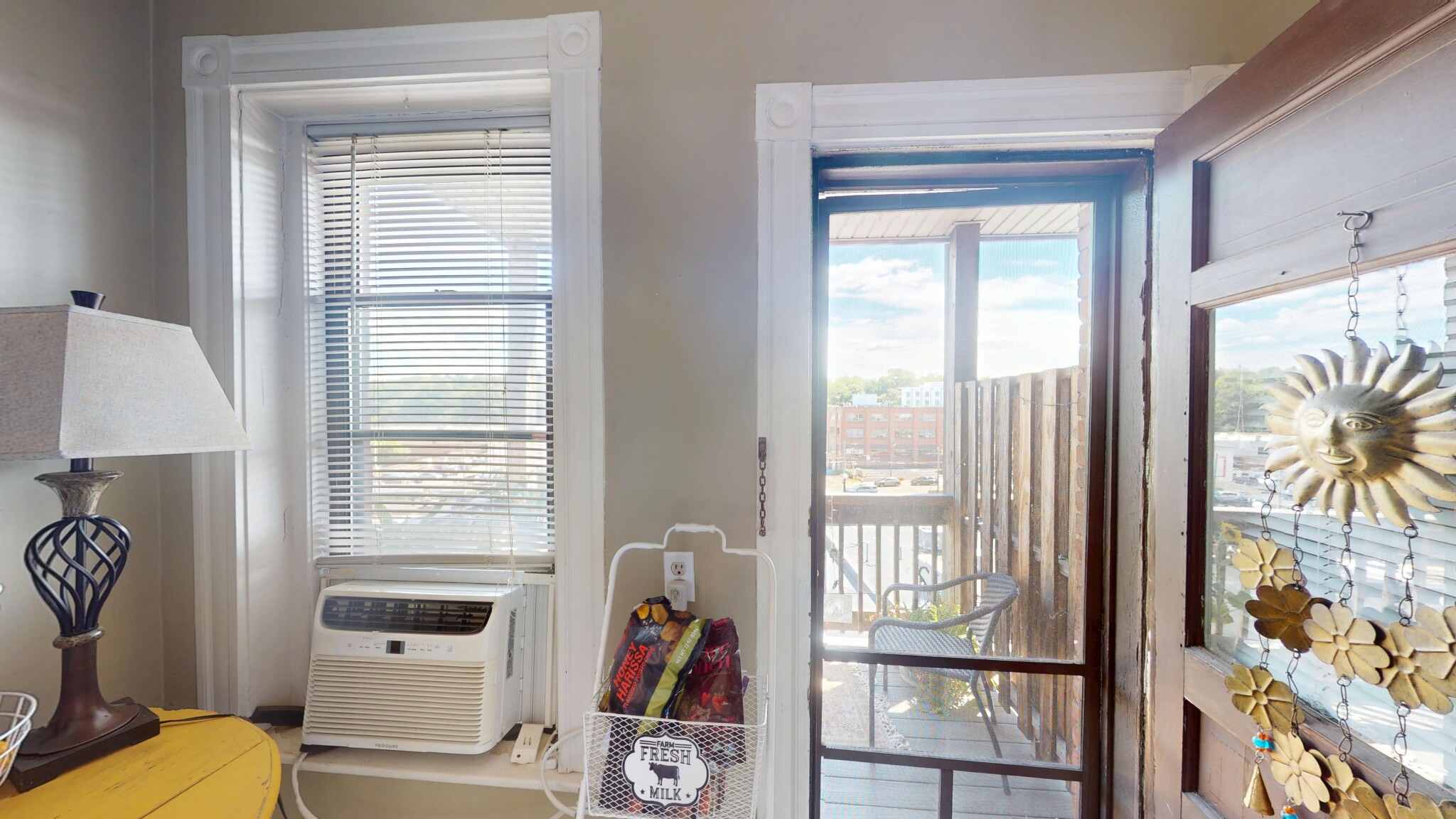 2 bed, 1 bath apartment for rent at 40 Orkney Rd Unit 6, Brighton — photo 4 of 20
