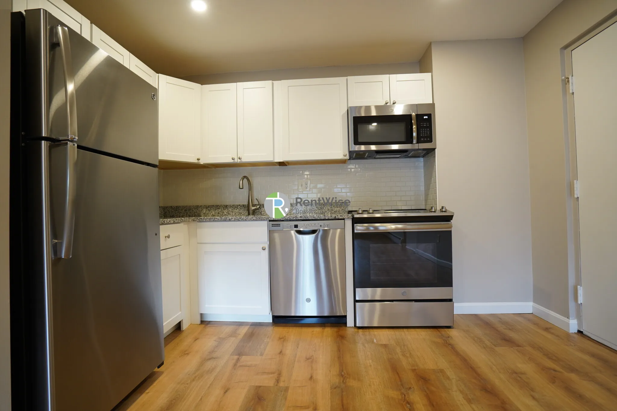 1 bed, 1 bath apartment for rent at 40 Park St Unit 12, Newton Corner — photo 4 of 15