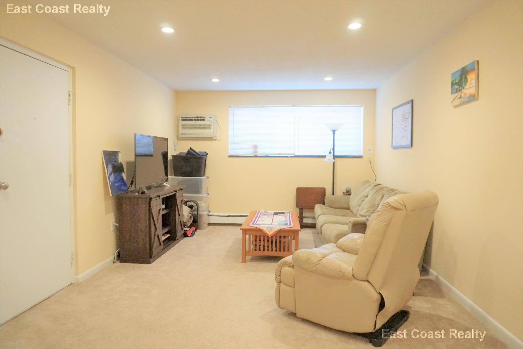 2 bed, 1 bath apartment for rent at 40 Park St Unit 4, Newton Corner — photo 8 of 14