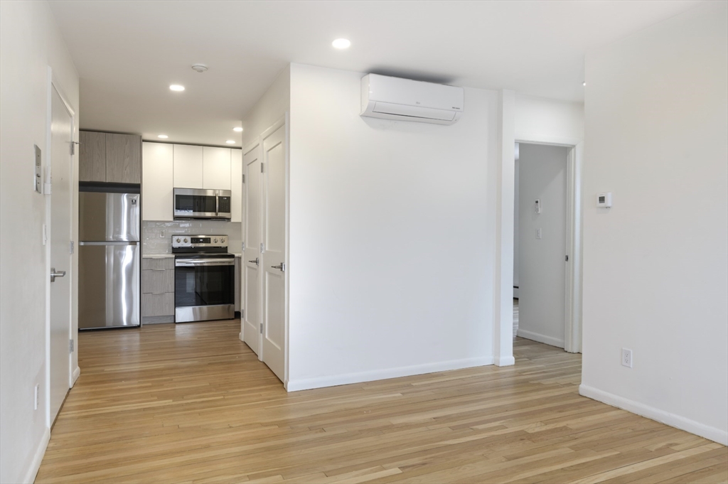 2 bed, 1 bath apartment for rent at 40 Parker Hill Ave Unit 8, Mission Hill — photo 2 of 7