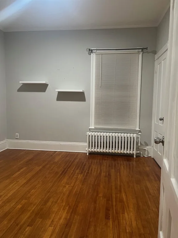 3 bed, 1 bath apartment for rent at 40 Parker St Unit 2, New Bedford — photo 7 of 9