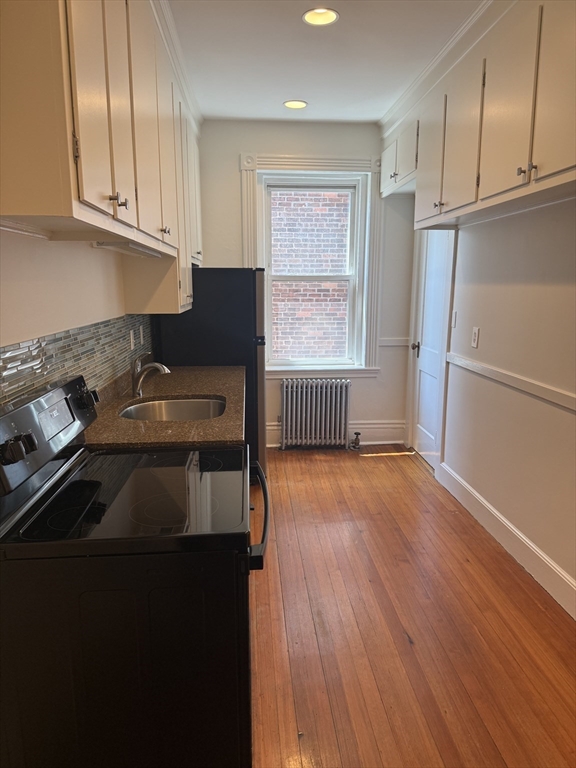 1 bed, 1 bath apartment for rent at 40 Parkman St Unit 2, Coolidge Corner — photo 3 of 15