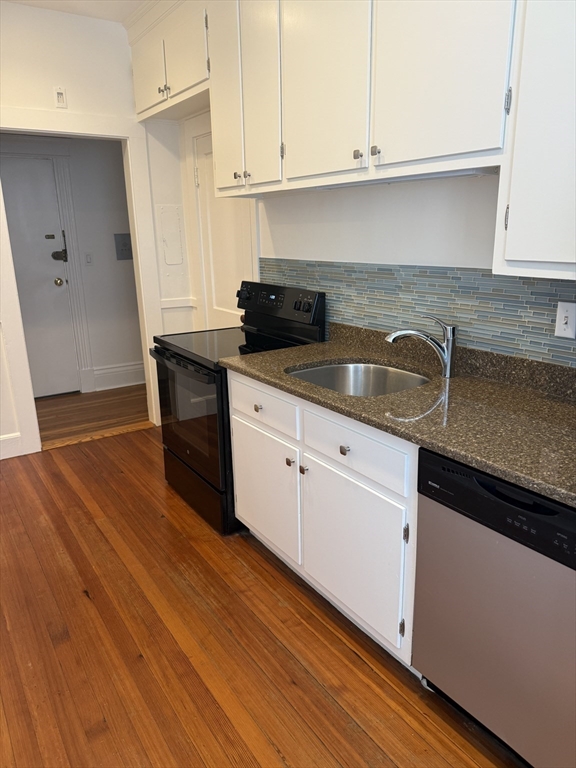 1 bed, 1 bath apartment for rent at 40 Parkman St Unit 2A, Coolidge Corner — photo 4 of 15