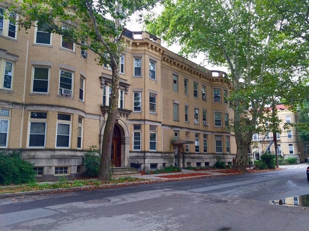 1 bed, 1 bath apartment for rent at 40 Parkman St Unit 2A, Coolidge Corner — photo 1 of 15