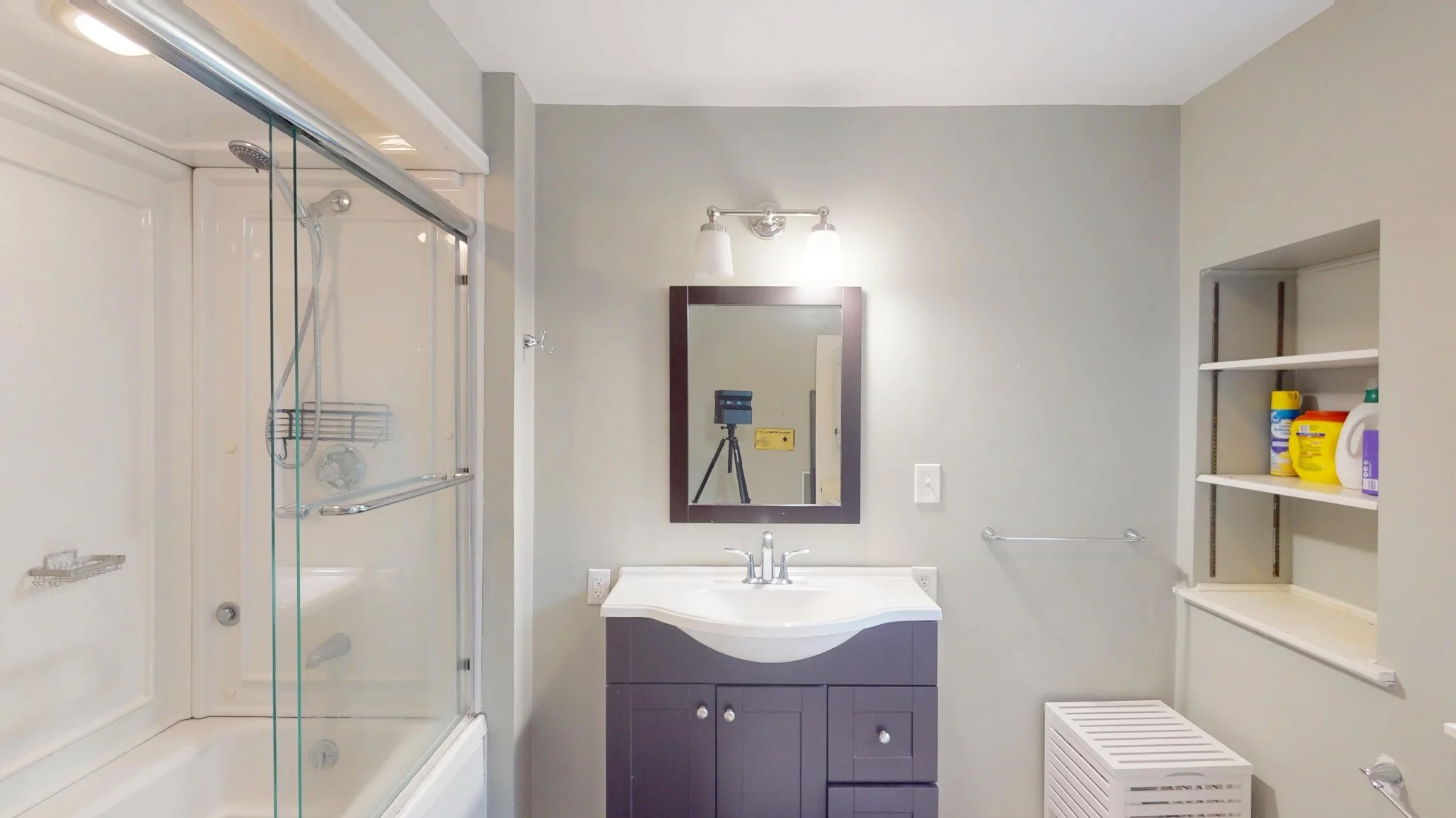 3 bed, 1 bath apartment for rent at 40 Pearl St Unit 2, Central Square — photo 12 of 19