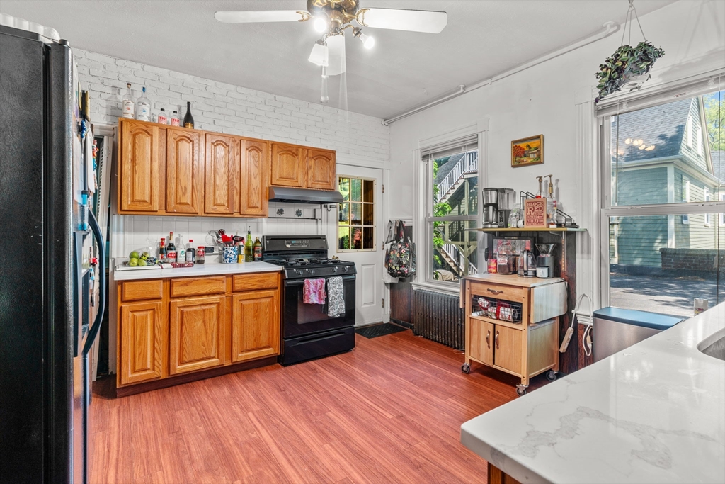 3 bed, 1 bath apartment for rent at 40 Perry St Unit 2, Central Village — photo 16 of 23