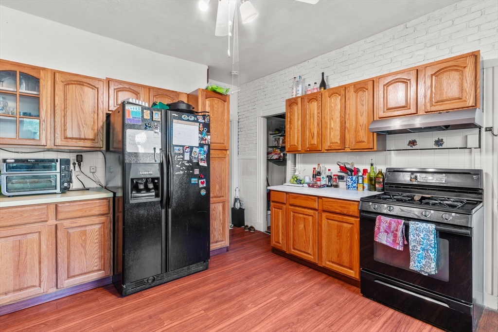 3 bed, 1 bath apartment for rent at 40 Perry St Unit 2, Central Village — photo 17 of 23