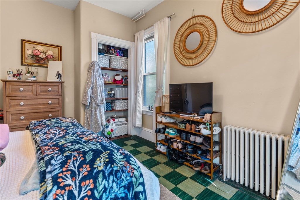 3 bed, 1 bath apartment for rent at 40 Perry St Unit 2, Central Village — photo 12 of 23