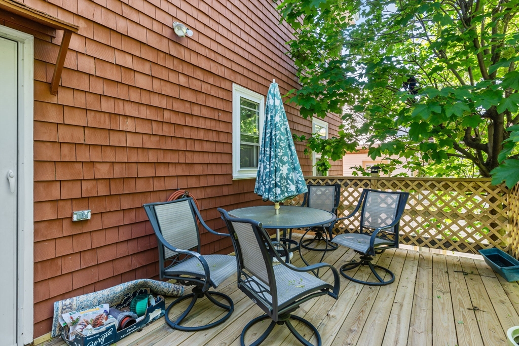 3 bed, 1 bath apartment for rent at 40 Perry St Unit 2, Central Village — photo 20 of 23