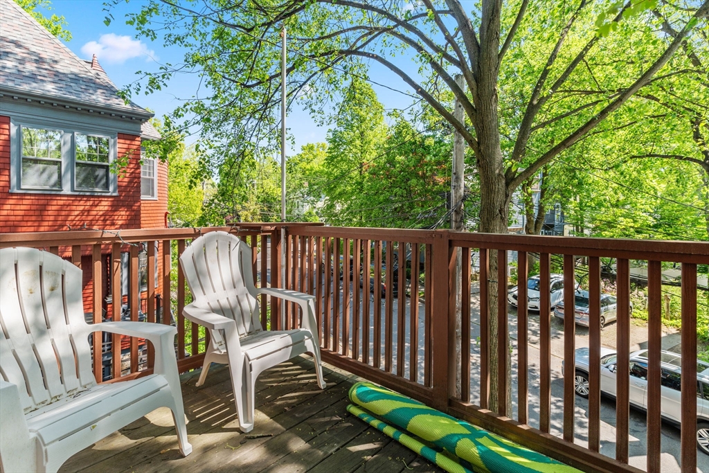 3 bed, 1 bath apartment for rent at 40 Perry St Unit 2, Central Village — photo 11 of 23