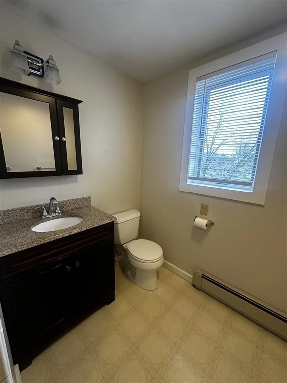 1 bed, 1 bath apartment for rent at 40 Pleasant Unit 3, Beverly — photo 12 of 22