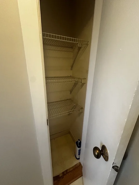 1 bed, 1 bath apartment for rent at 40 Pleasant Unit 3, Beverly — photo 14 of 22
