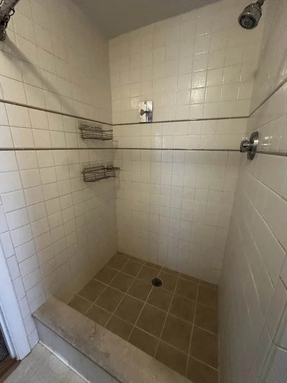 1 bed, 1 bath apartment for rent at 40 Pleasant Unit 3, Beverly — photo 15 of 22