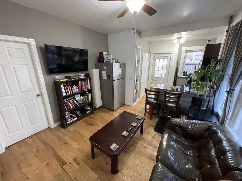 2 bed, 1 bath apartment for rent at 40 Plymouth St Unit 1, Everett — photo 4 of 13