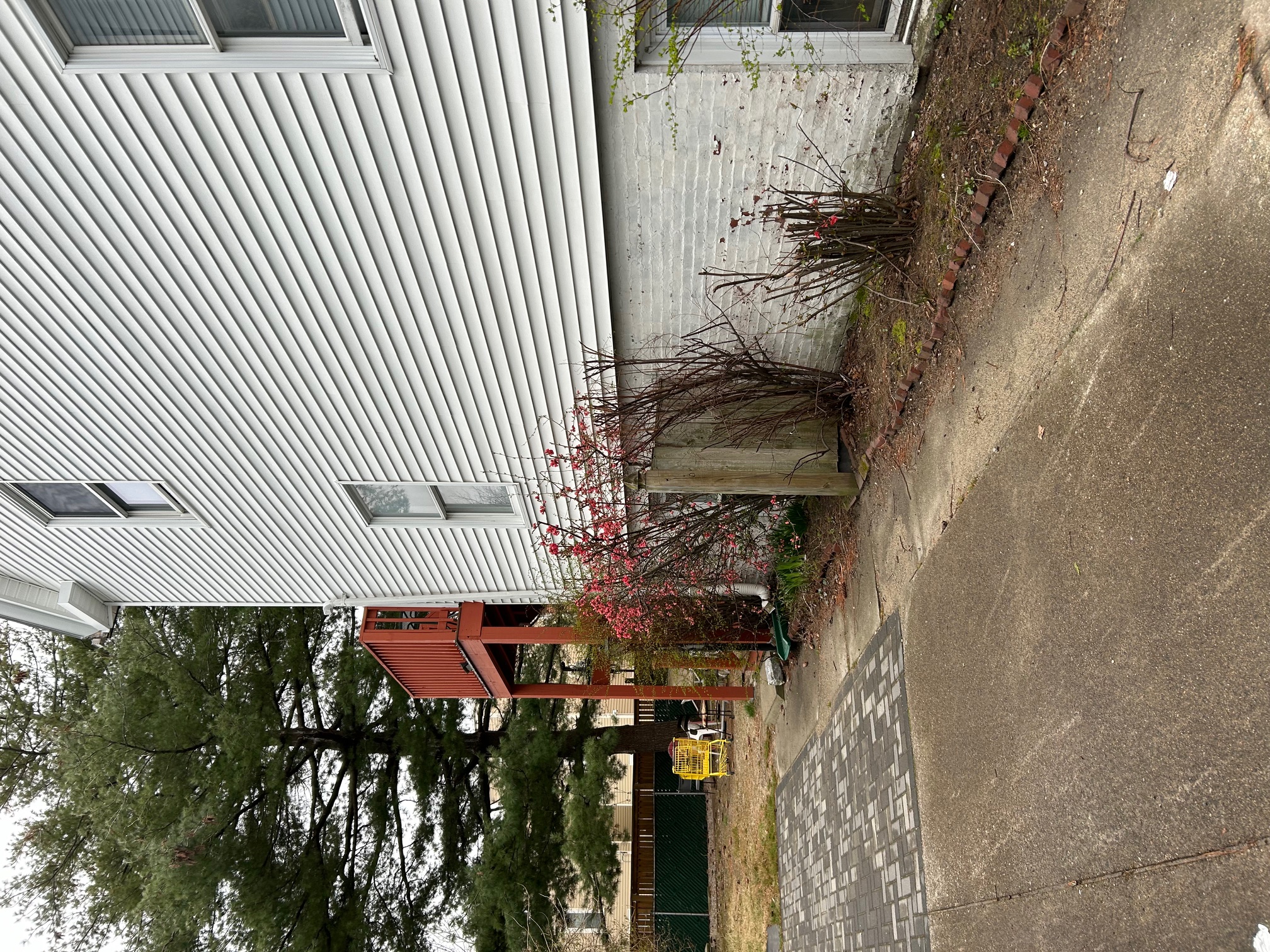4 bed, 2 bath apartment for rent at 40 Plymouth St Unit 1, Wellington-Harrington — photo 18 of 18