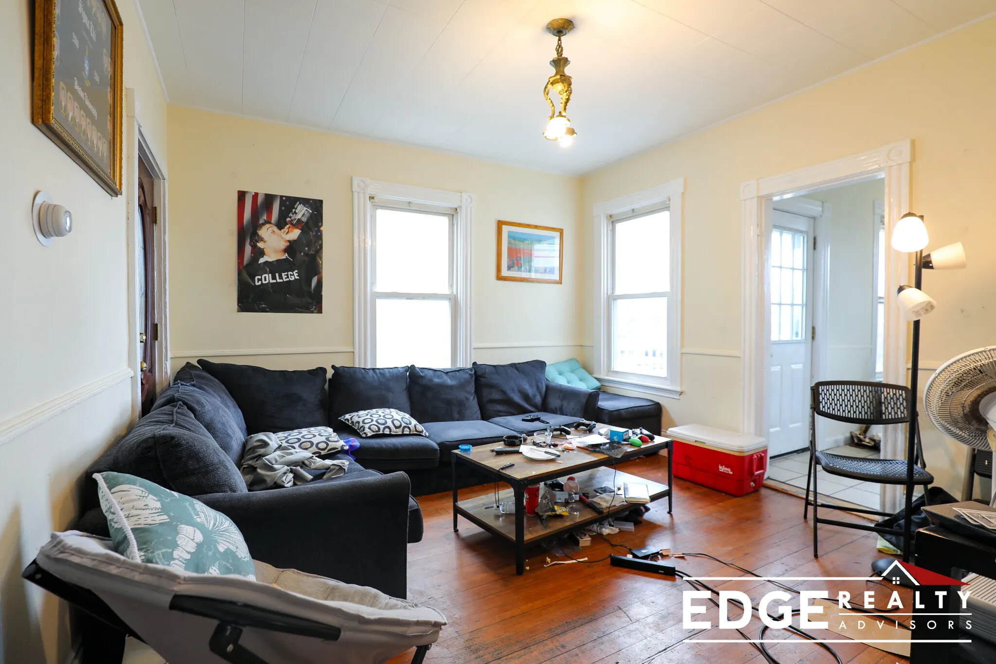 5 bed, 2 bath apartment for rent at 40 Pratt St Unit 2, Allston — photo 1 of 8
