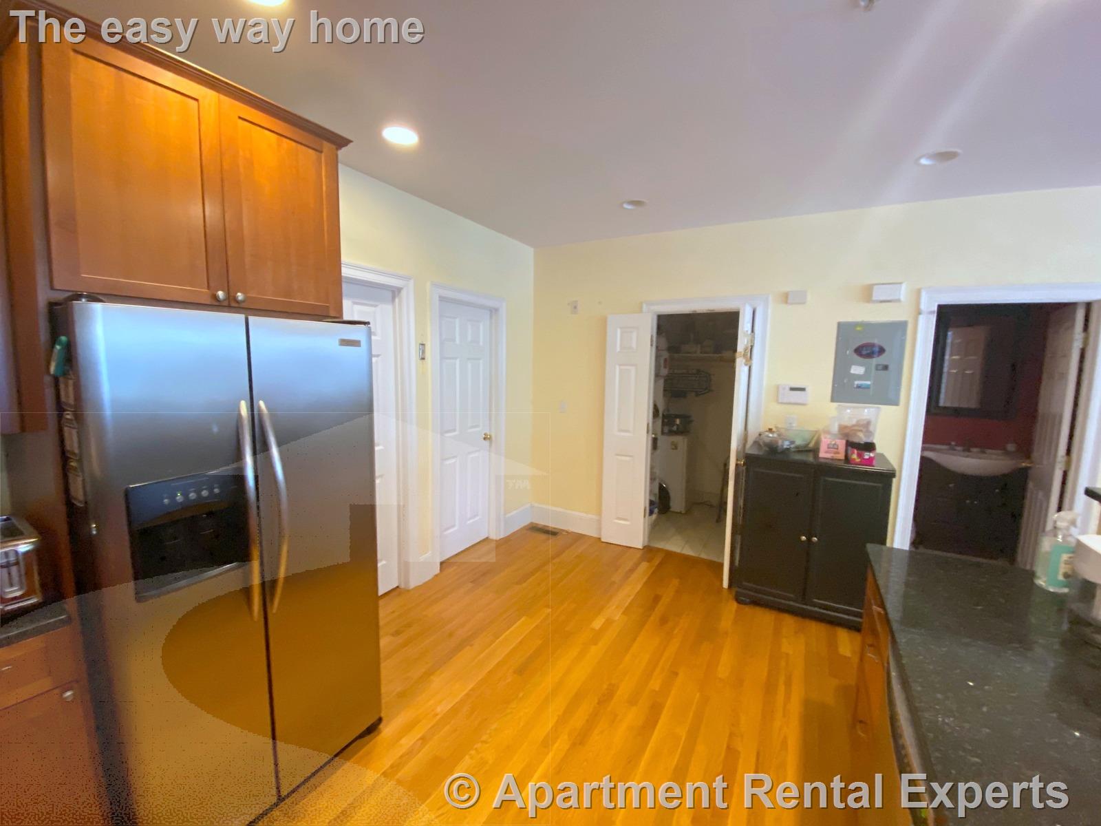 4 bed, 2 bath apartment for rent at 40 Prince St, Cambridgeport — photo 2 of 35