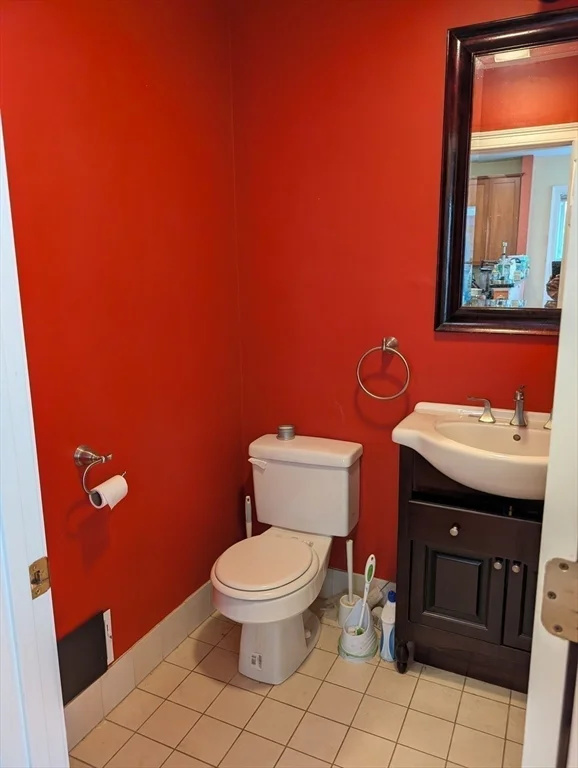 3 bed, 2 bath apartment for rent at 40 Prince St Unit 40, Cambridgeport — photo 7 of 25