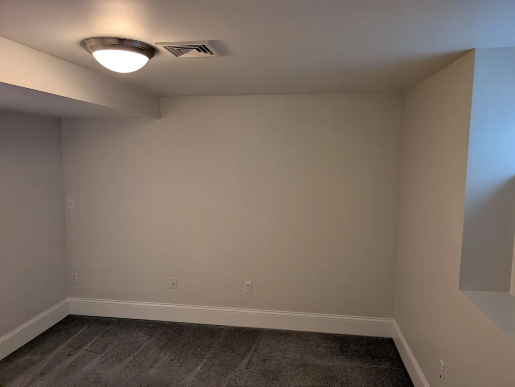 3 bed, 2 bath apartment for rent at 40 Prince St Unit 40, Cambridgeport — photo 21 of 25