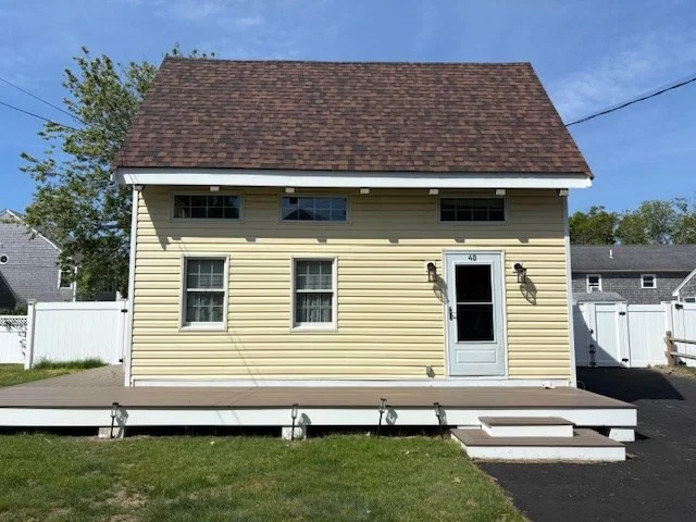 2 bed, 1 bath apartment for rent at 40 Provincetown View Unit 40, Manomet — photo 1 of 11