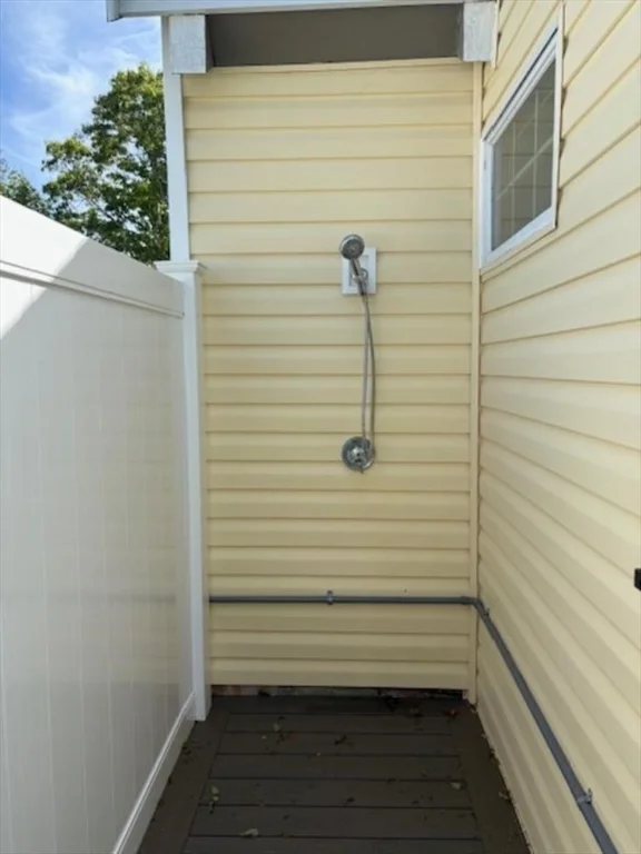2 bed, 1 bath apartment for rent at 40 Provincetown View Unit 40, Manomet — photo 6 of 11