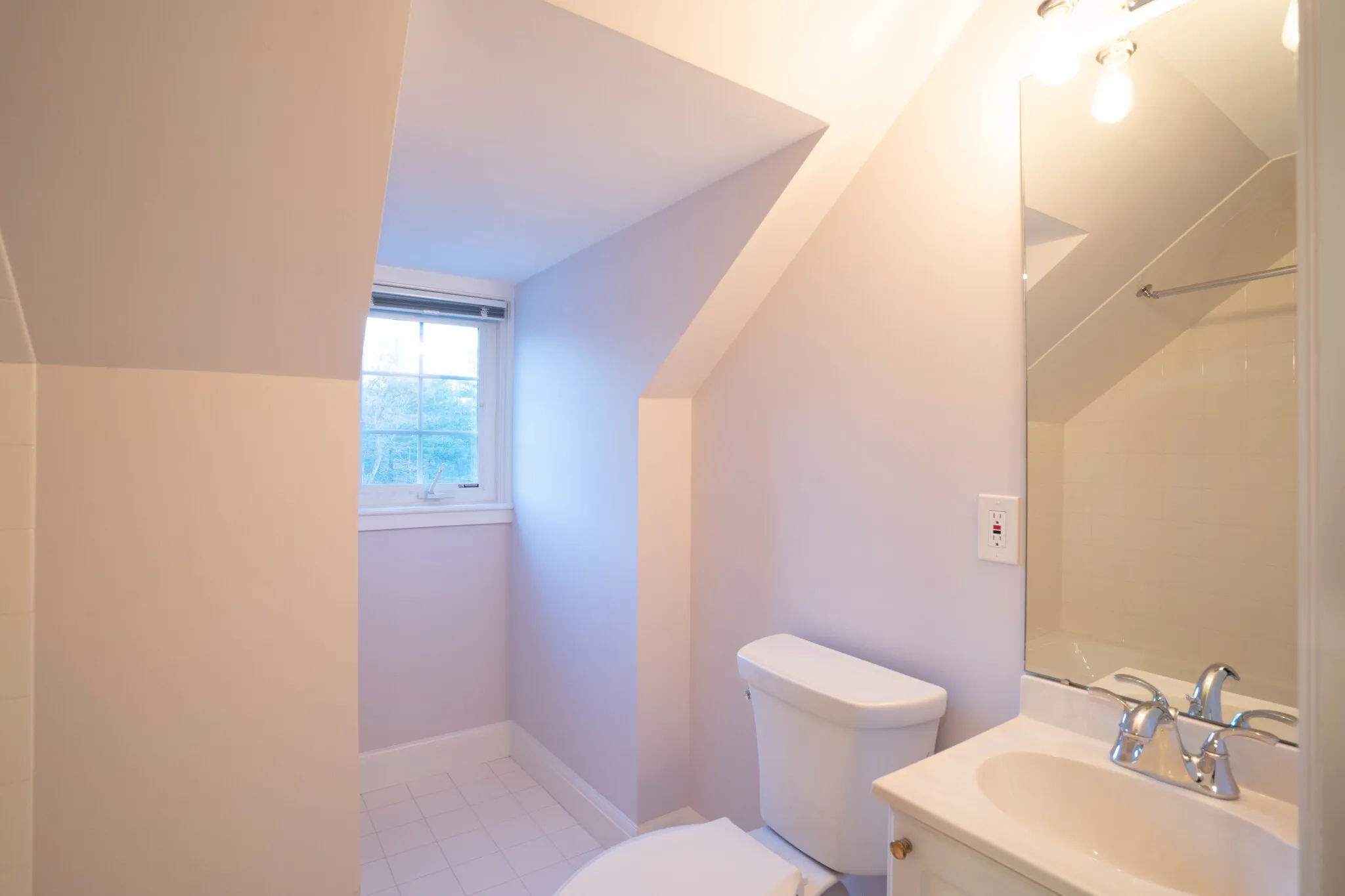 8+ bed, 5.5 bath apartment for rent at 40 Puddingstone Ln Unit none, Oak Hill — photo 16 of 46