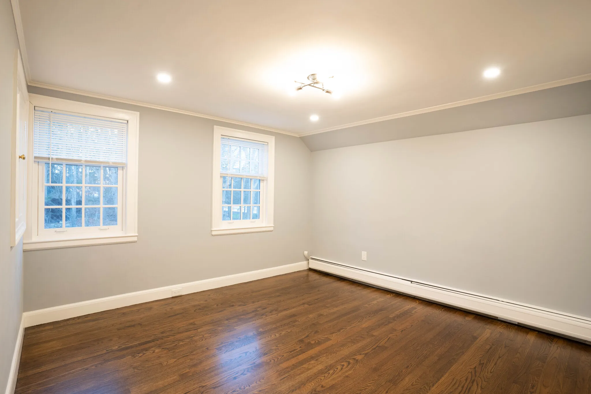 8+ bed, 5.5 bath apartment for rent at 40 Puddingstone Ln Unit none, Oak Hill — photo 12 of 46