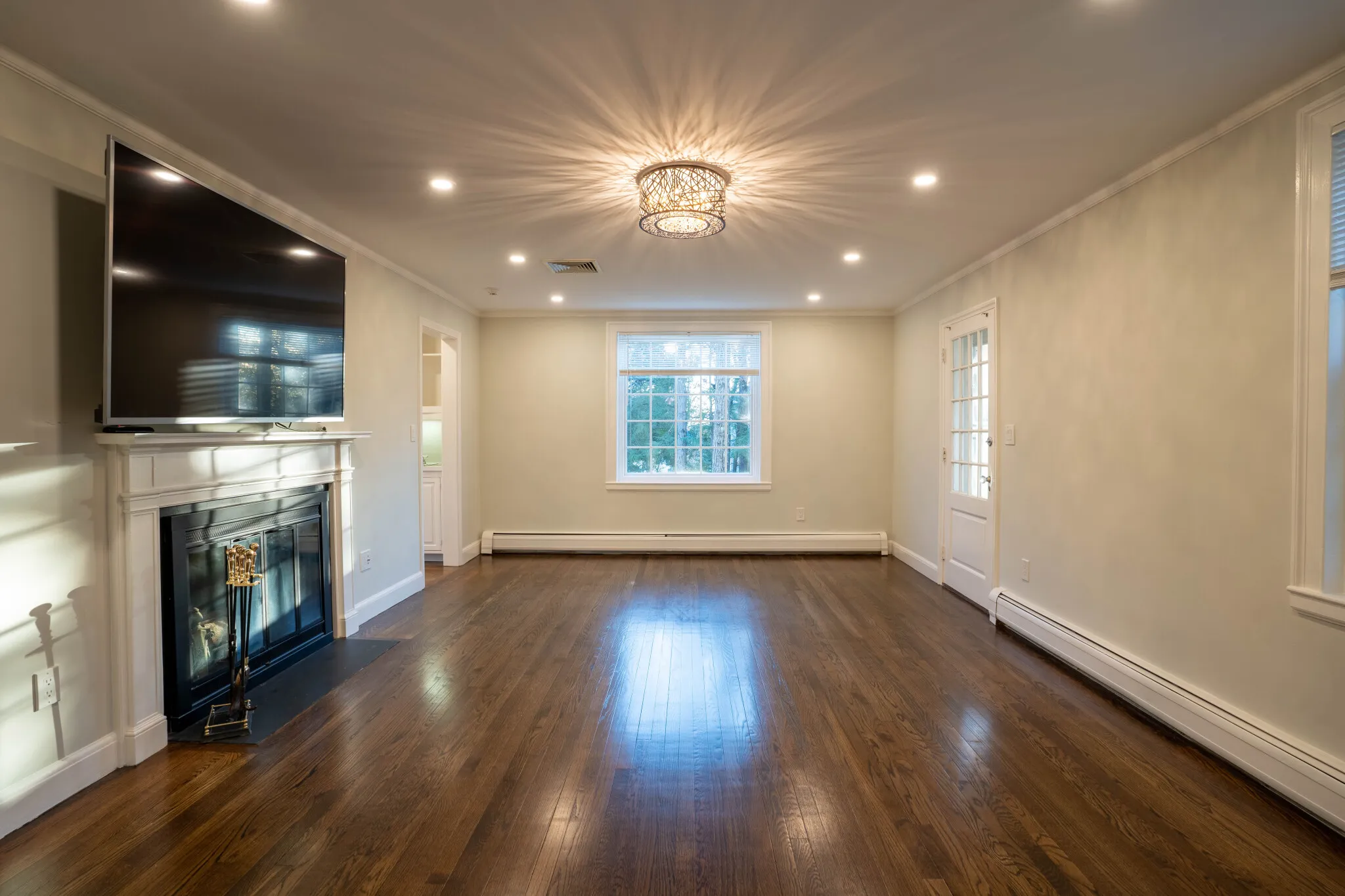 8+ bed, 5.5 bath apartment for rent at 40 Puddingstone Ln Unit none, Oak Hill — photo 9 of 46