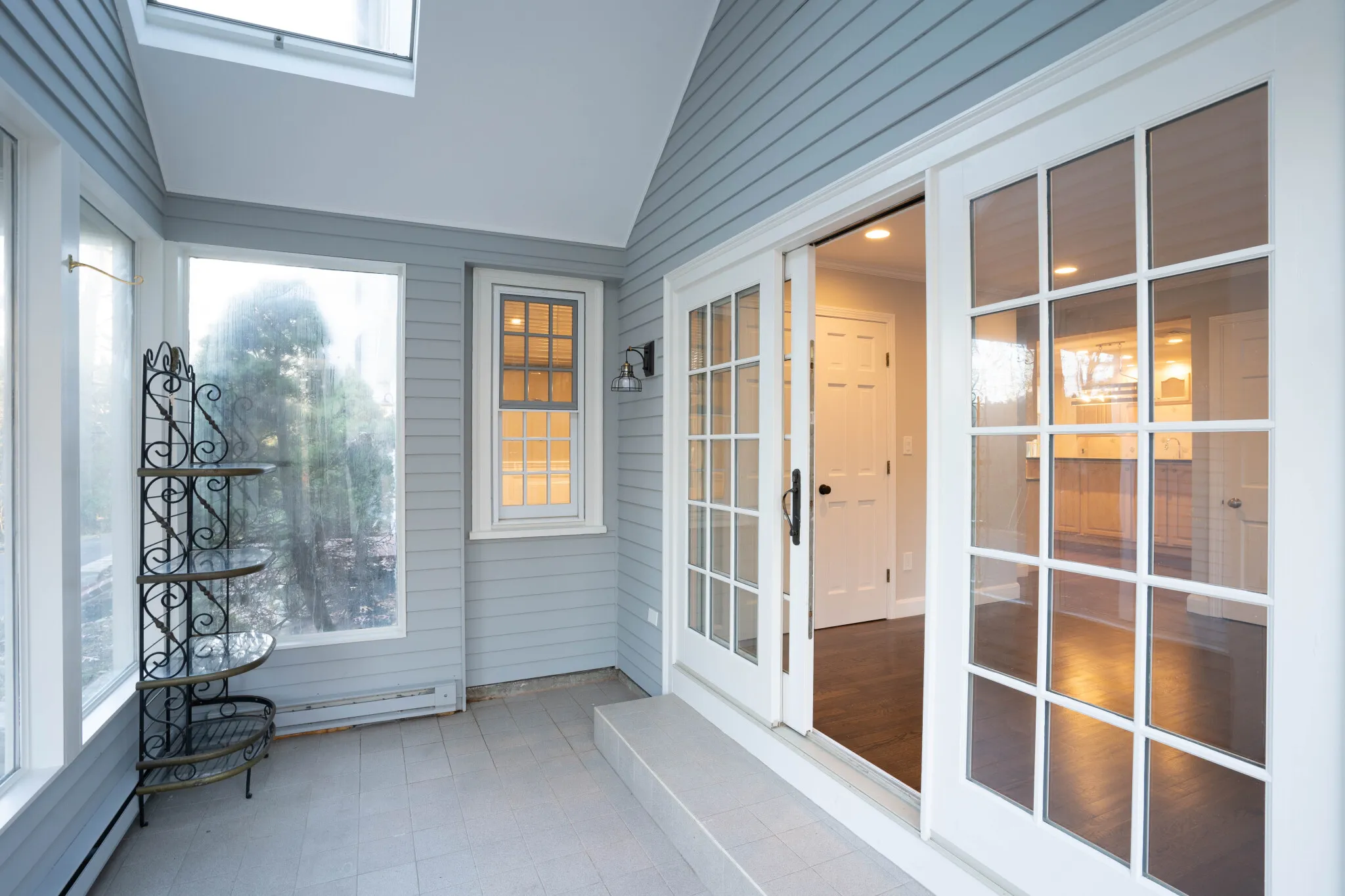 8+ bed, 5.5 bath apartment for rent at 40 Puddingstone Ln Unit none, Oak Hill — photo 25 of 46