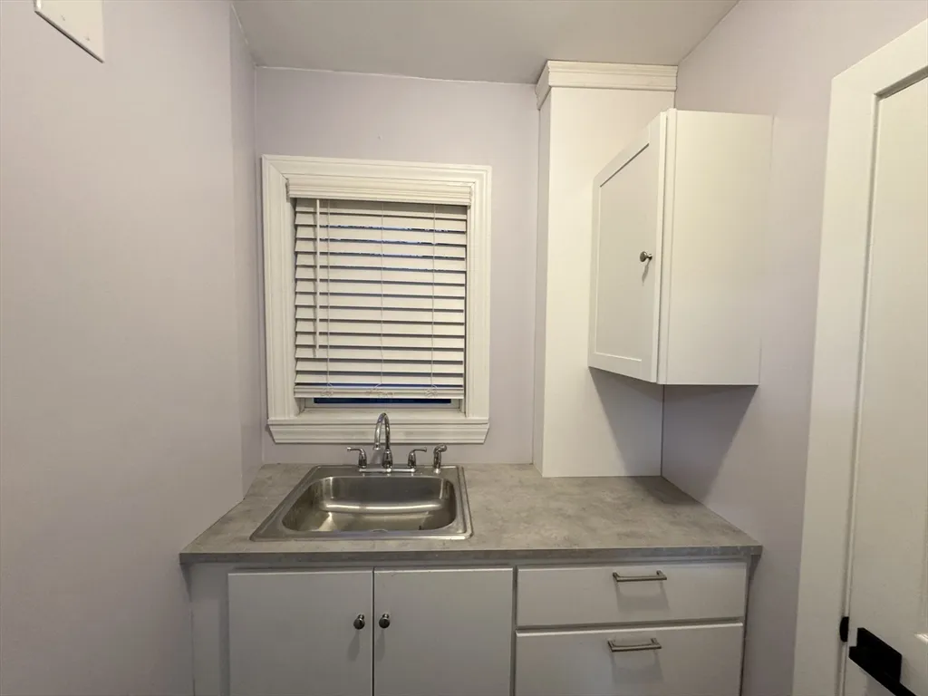 2 bed, 1 bath apartment for rent at 40 Purchase St Unit 1, Taunton — photo 10 of 14