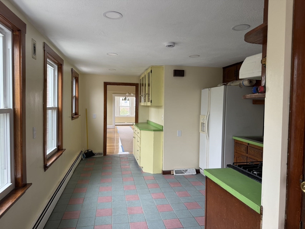 2 bed, 1 bath apartment for rent at 40 Putnam Rd Unit 40, Ten Hills — photo 7 of 9