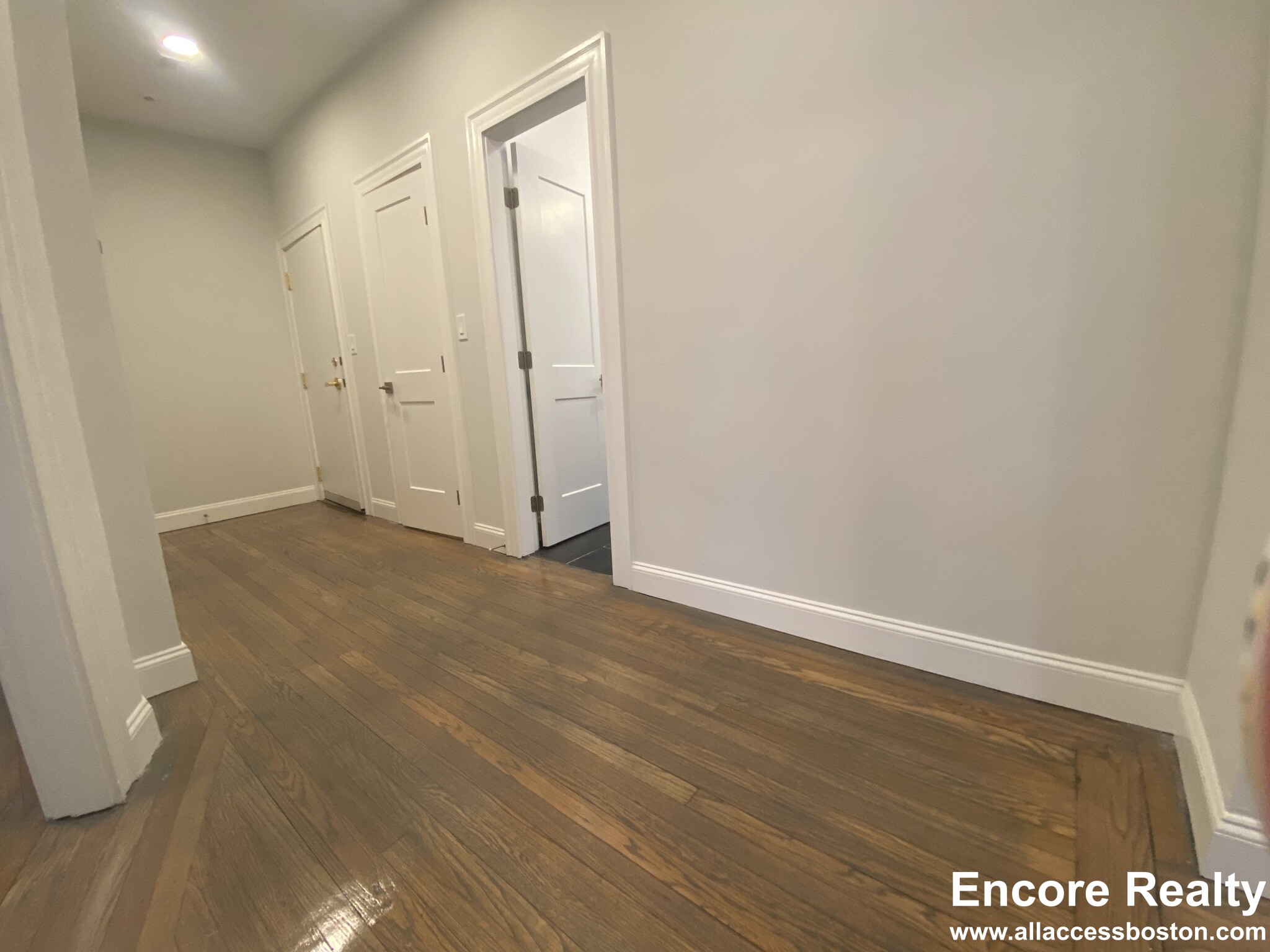 1 bed, 1 bath apartment for rent at 40 Queensberry St Unit 18, Fenway — photo 3 of 10