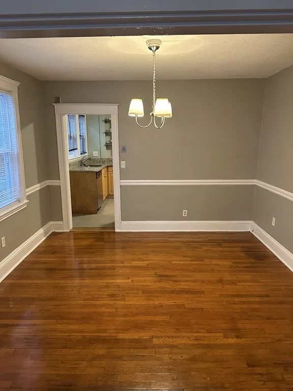 2 bed, 1 bath apartment for rent at 40 Rosa St Unit 1, Hyde Park — photo 3 of 13