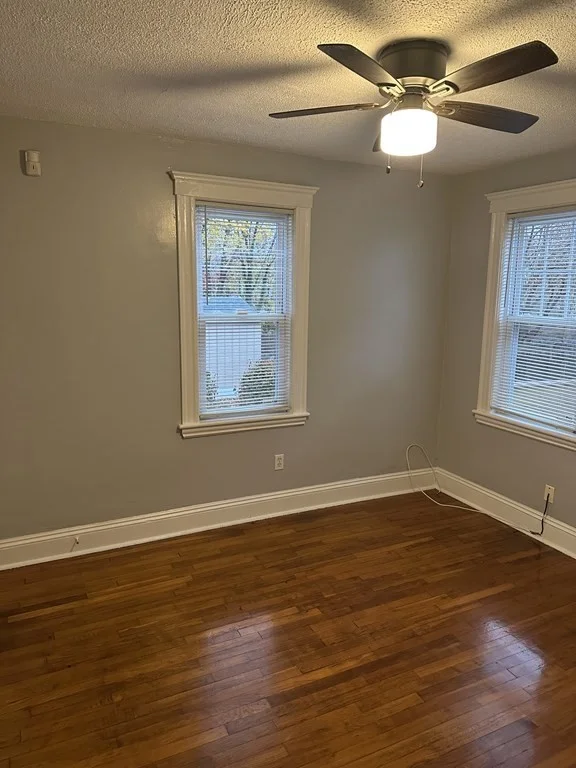 2 bed, 1 bath apartment for rent at 40 Rosa St Unit 1, Hyde Park — photo 9 of 13