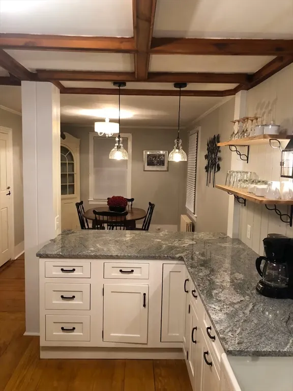 3 bed, 1 bath apartment for rent at 40 Russell St, Downtown — photo 8 of 22
