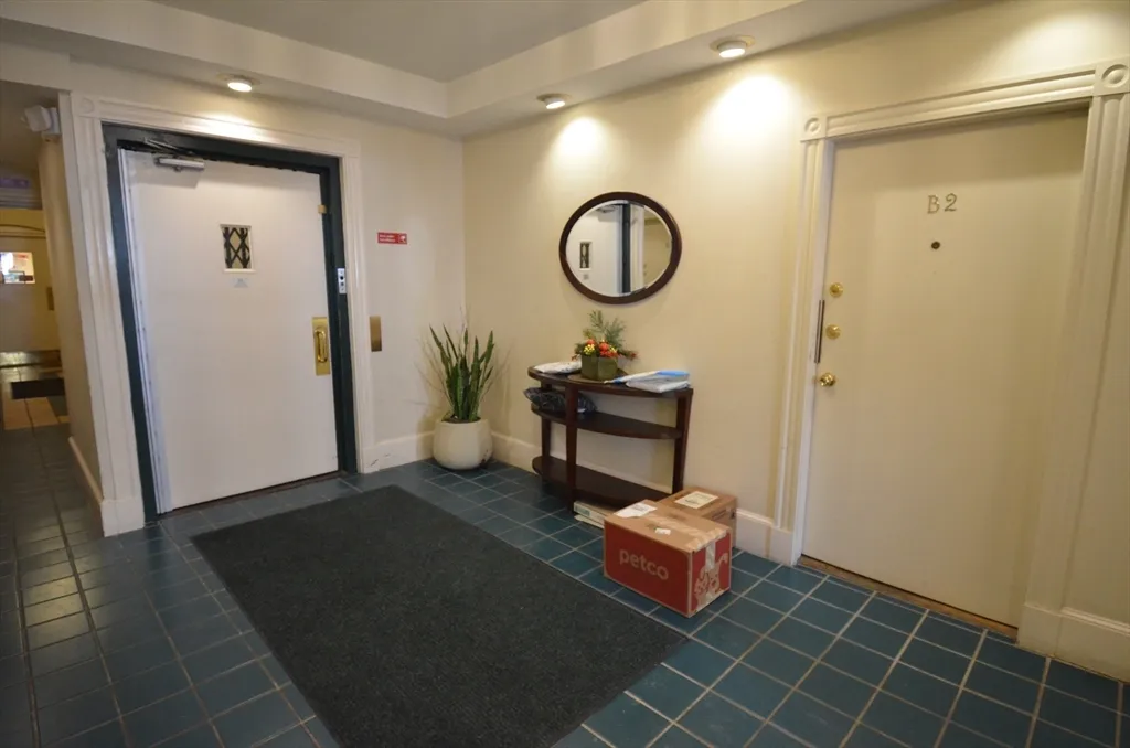 Studio bed apartment for rent at 40 Saint Botolph St Unit 26, Back Bay — photo 13 of 15