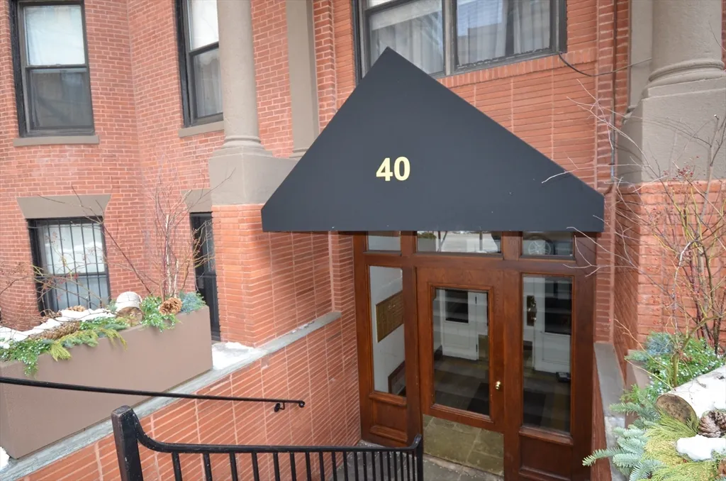 Studio bed apartment for rent at 40 Saint Botolph St Unit 26, Back Bay — photo 14 of 15