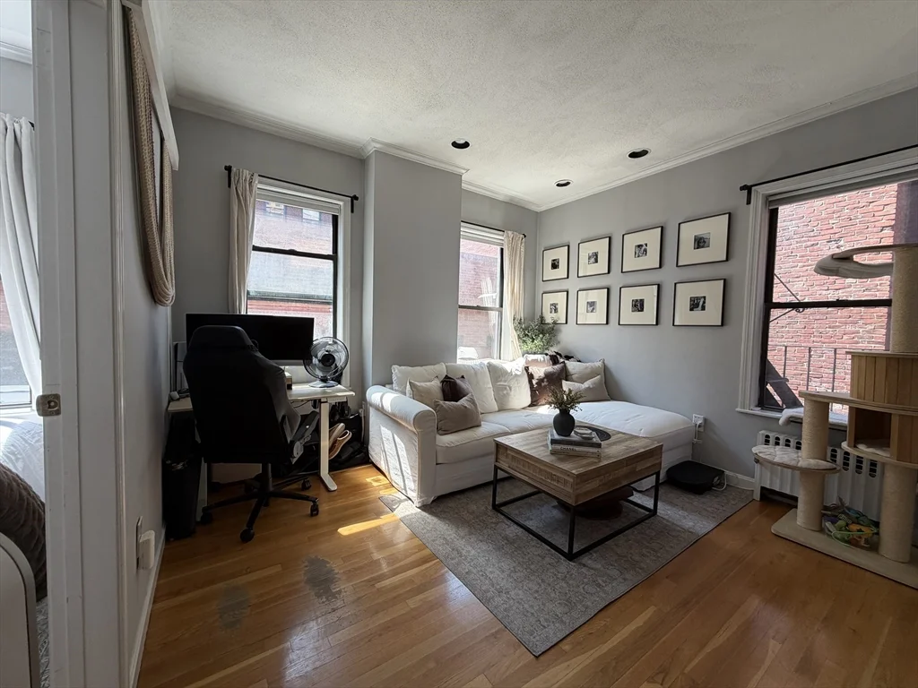 1 bed, 1 bath apartment for rent at 40 Saint Botolph St Unit 28, Back Bay