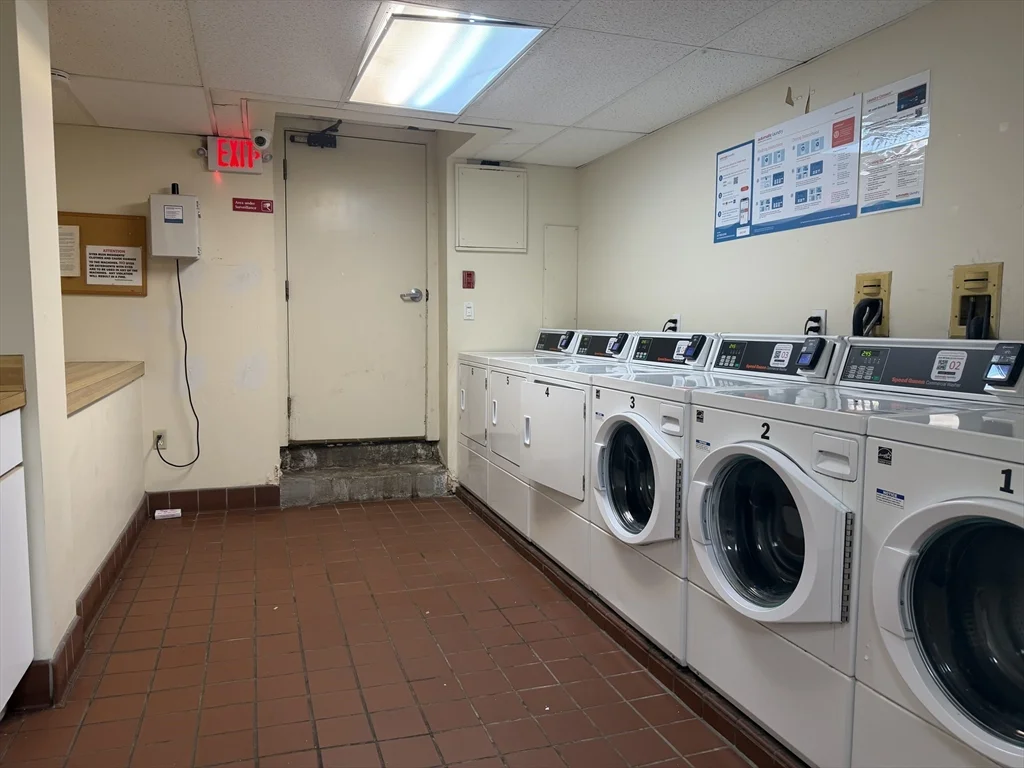1 bed, 1 bath apartment for rent at 40 Saint Botolph St Unit 28, Back Bay — photo 5 of 5