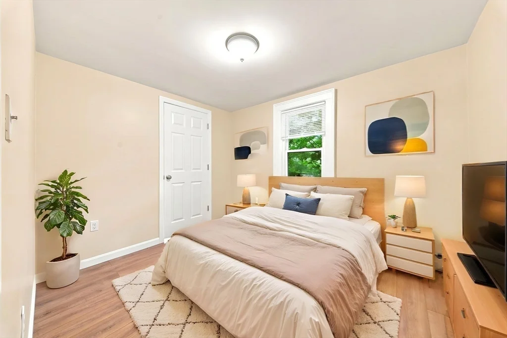 3 bed, 1 bath apartment for rent at 40 Spring Ave Unit 2, Brockton — photo 13 of 18