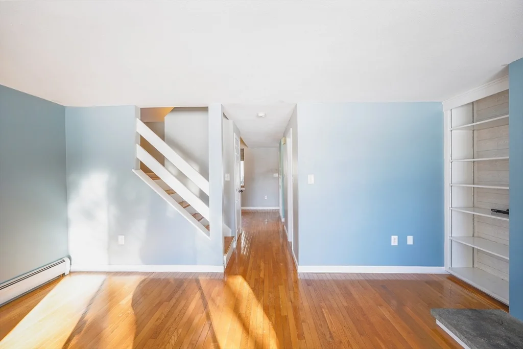 2 bed, 1 bath apartment for rent at 40 Spring Cove Rd Unit 40, Nashua — photo 17 of 35