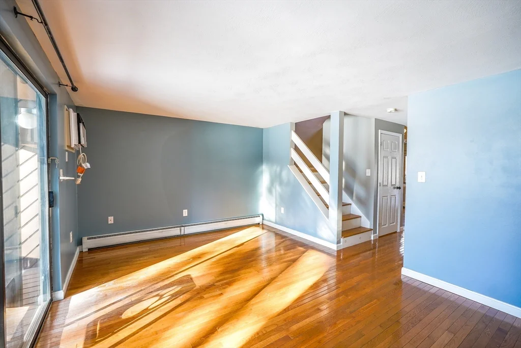 2 bed, 1 bath apartment for rent at 40 Spring Cove Rd Unit 40, Nashua — photo 12 of 35