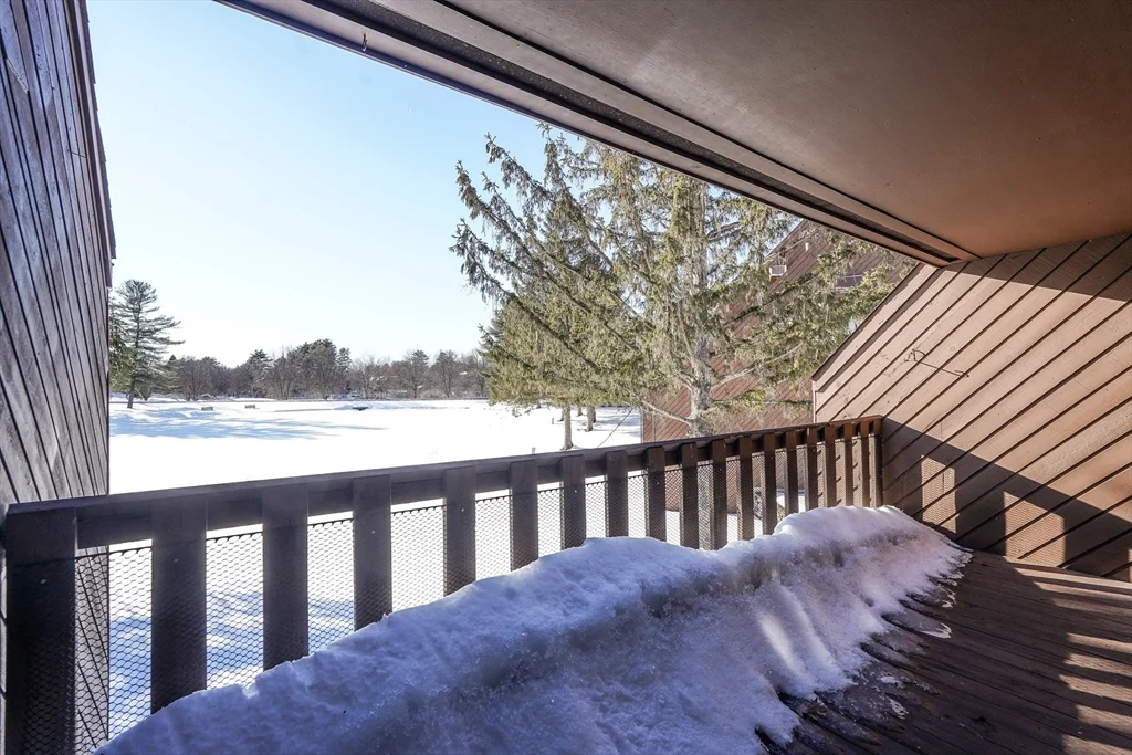 2 bed, 1 bath apartment for rent at 40 Spring Cove Rd Unit 40, Nashua — photo 14 of 35