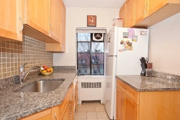 2 bed, 1 bath apartment for rent at 40 Stetson St Unit 6, Coolidge Corner — photo 6 of 14