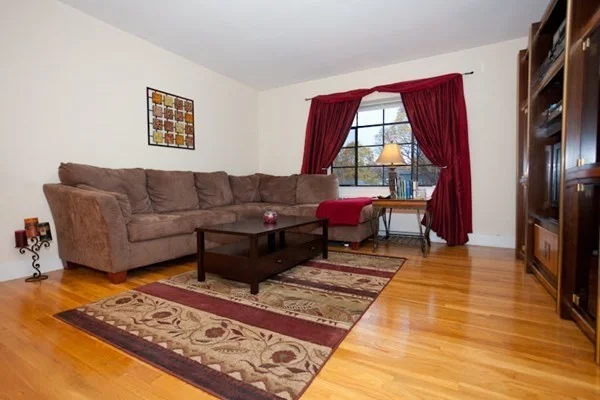 2 bed, 1 bath apartment for rent at 40 Stetson St Unit 6, Coolidge Corner