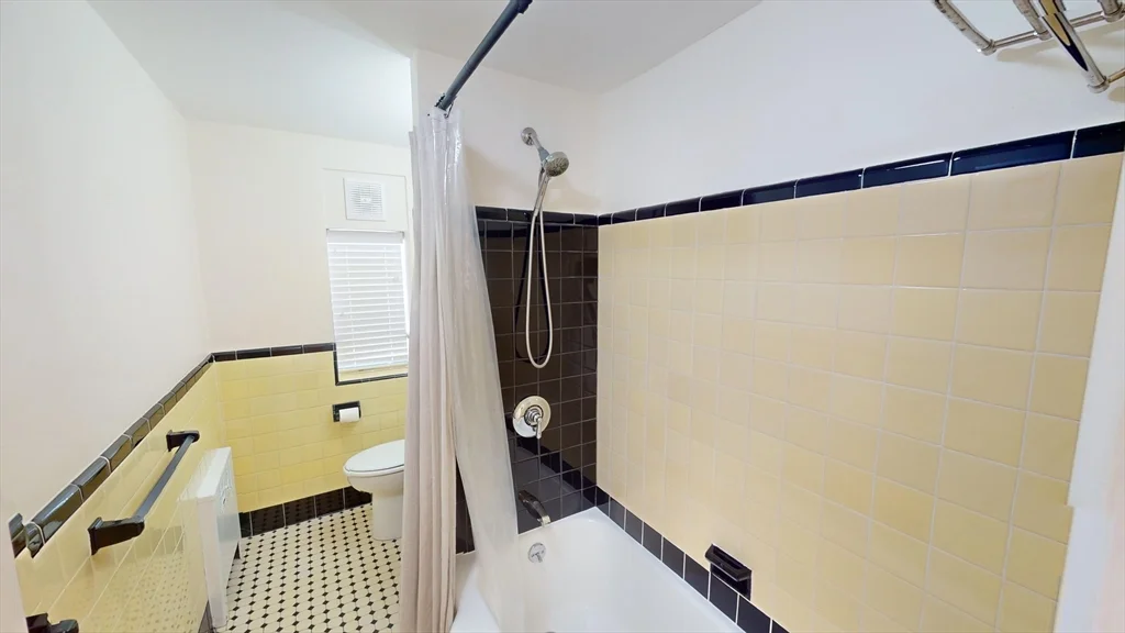 2 bed, 1 bath apartment for rent at 40 Stetson St Unit 7, Brookline — photo 6 of 14