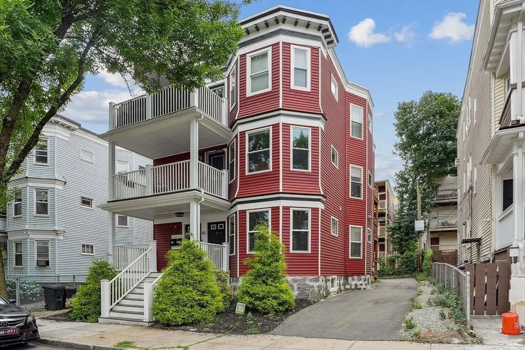 3 bed, 2 bath apartment for rent at 40 Stockton St Unit 1, Dorchester — photo 8 of 10