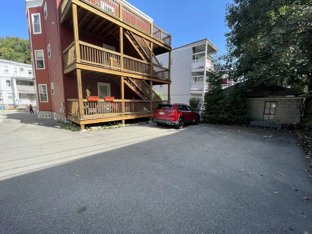 3 bed, 2 bath apartment for rent at 40 Stockton St Unit 1, Dorchester — photo 10 of 10