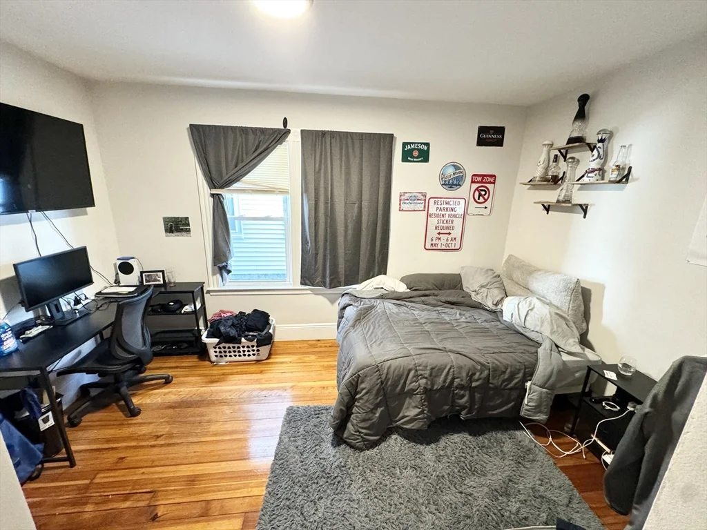 3 bed, 1 bath apartment for rent at 40 Sudan Unit 1, Dorchester — photo 4 of 9