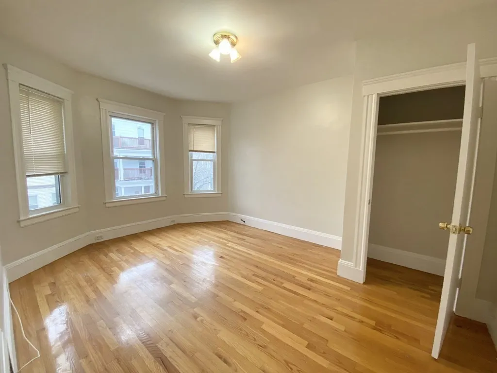 3 bed, 1 bath apartment for rent at 40 Sudan Unit 2, Boston — photo 5 of 12